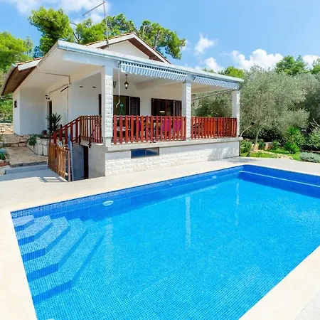 Hébergement de vacances Family Friendly House With A Swimming Pool Cove Gradina, Korcula - 19317 Vela Luka