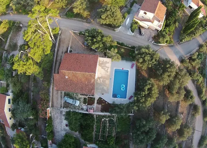 Family Friendly House With A Swimming Pool Cove Gradina, Korcula - 19317