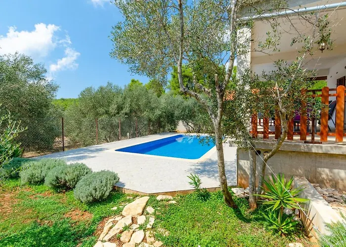 Family Friendly House With A Swimming Pool Cove Gradina, Korcula - 19317 Holiday home